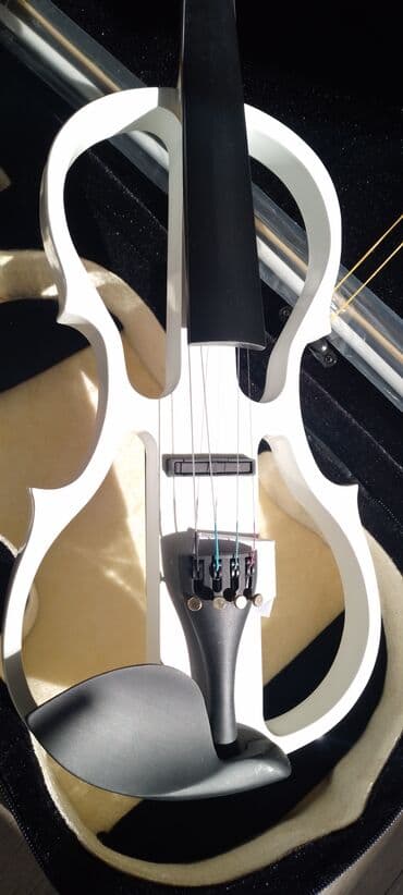 Синтезаторы: Электроскрипка - Тип: 4‑струнная электроскрипка формата 4/4 - Цвет — 2