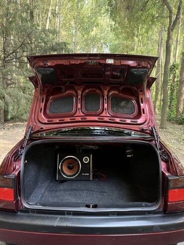 авто в следующем выкупом: Volkswagen Vento: 1993 г., 1.8 л, Механика, Бензин, Седан — 13