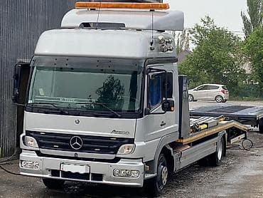 авто вышка продаю: Эвакуатор, Mercedes-Benz, 2005 г., Ломаная — 2