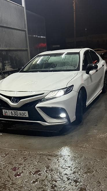тайлта карола: Toyota Camry: 2018 г., 2.5 л, Автомат, Гибрид, Седан — 2