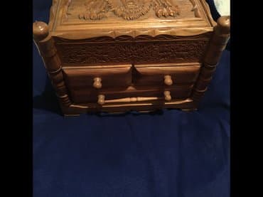 чехол ми 11 лайт: Ларец ручной работыорех Вместительный .с выдвижными отделами Размер — 2