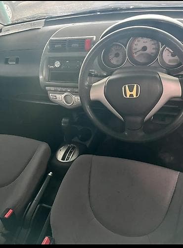 митсубиси спайк стар: Honda Fit: 2004 г., 1.3 л, Вариатор, Бензин, Хэтчбэк — 3