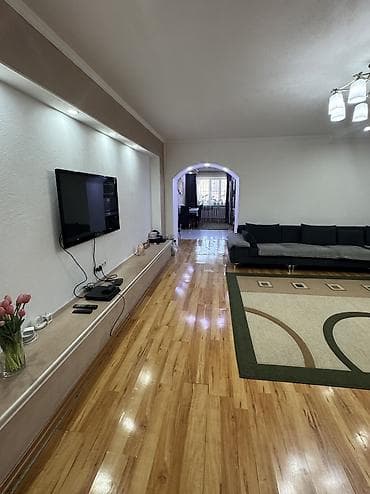 участок кирпичный: Продаю 2х этажный 4 комнатный Коттедж с мебелью. Возможен обмен с — 3