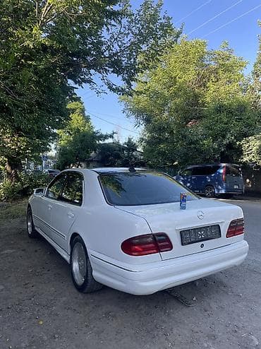 Продажа авто: Mercedes-Benz E-Class: 2001 г., 3.2 л, Механика, Бензин, Седан — 2