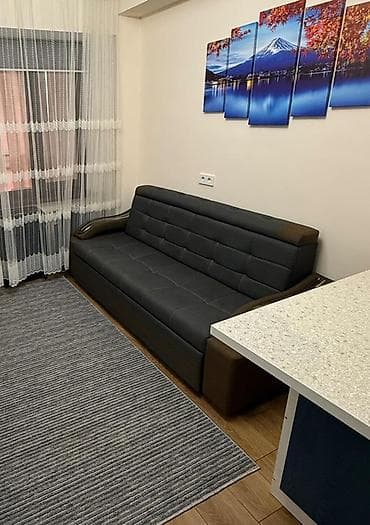 Прямой диван