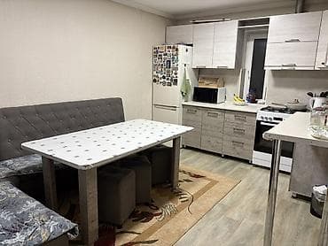 Үйлөрдү ижарага берүү: 100 м², 5 бөлмө, Жылытылган, Жылуу пол, Брондолгон эшиктер — 5