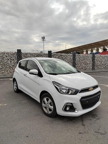 mazda cronos: Chevrolet Spark: 2017 г., 1 л, Автомат, Бензин, Хэтчбэк — 1