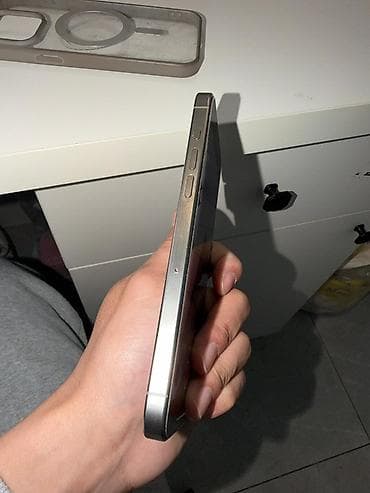 Apple iPhone: IPhone 15 Pro Max, Б/у, 512 ГБ, Natural Titanium, Чехол, Коробка, 86 % — 3