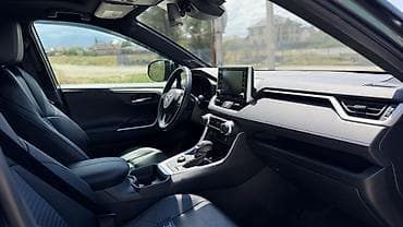 camry 40 2.4: Toyota RAV4: 2019 г., 2.5 л, Вариатор, Гибрид, Кроссовер — 9