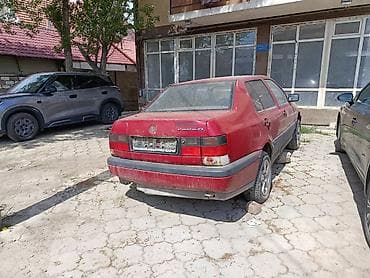 Volkswagen Vento: 1995 г., 1.8 л, Механика, Бензин, Седан — 2