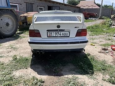 выхлоп е34: BMW 3 series: 1995 г., 1.8 л, Автомат, Бензин, Седан — 4