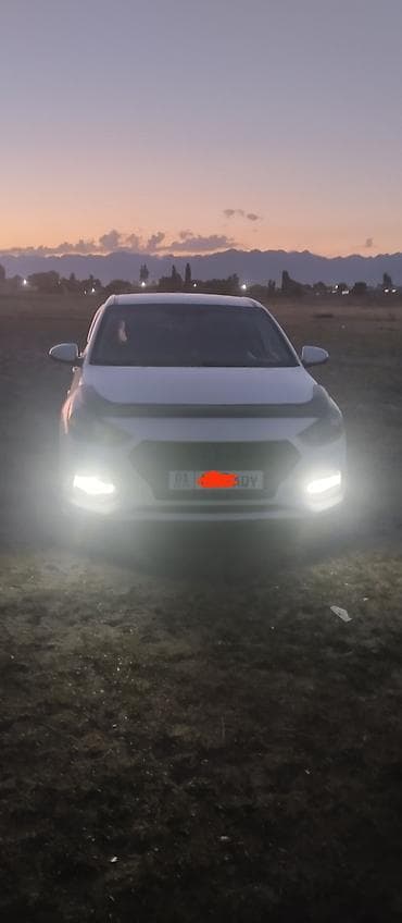 4: Hyundai Solaris: 2018 г., 1.4 л, Механика, Бензин, Седан — 8