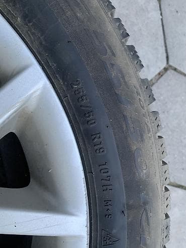 r19: Колеса в сборе 255 / 50 / R 19, Зимняя шипованная, Б/у, Комплект, Внедорожные (АТ/МТ), Литые, отверстий - 5 — 4