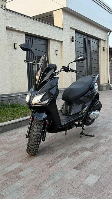 cvt: Скутер DAWANG, городского класса с внедорожным акцентом. Основные — 6