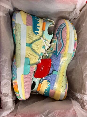 искры для обуви: Кроссовки Li-Ning (баскетбольные новые) 2 пары, цена 4000 за пару - — 6