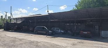 сдаю место на рынке: Открытая производственно-складская площадка с навесами и боксами - — 3