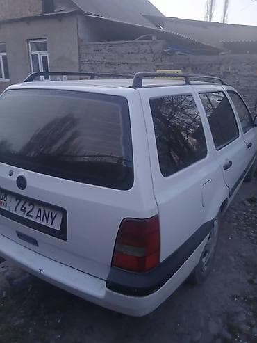 r17 4100: Volkswagen Golf Variant: 1994 г., 1.8 л, Ручные, Бензин, Универсал — 4