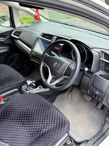 фит тюнинг: Honda Fit: 2015 г., 1.5 л, Автомат, Гибрид, Хэтчбэк — 5