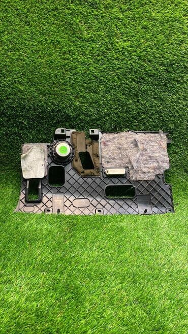 e71: Обшивка для педального механизма Bmw X6 50I E71 (Е71) N63B44 4 2012 — 3