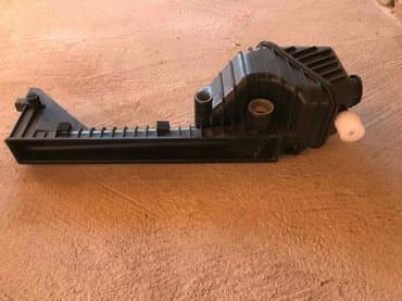 двигател на спринтер: Бачок на радиатор sprinter бус CDI
спринтер бус — 1