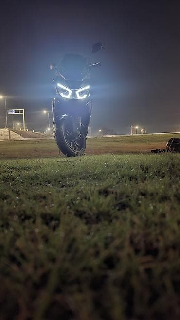 электо мото: Макси-скутер 180 куб. см, Бензин, Б/у — 3