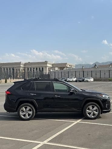 дипломат: Toyota RAV4: 2020 г., 2.5 л, Гибрид, Кроссовер — 4