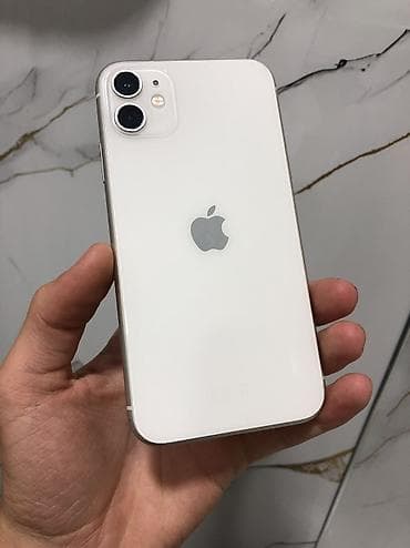 apple wathc: IPhone 11, Б/у, 64 ГБ, Белый, Чехол, 67 % — 2