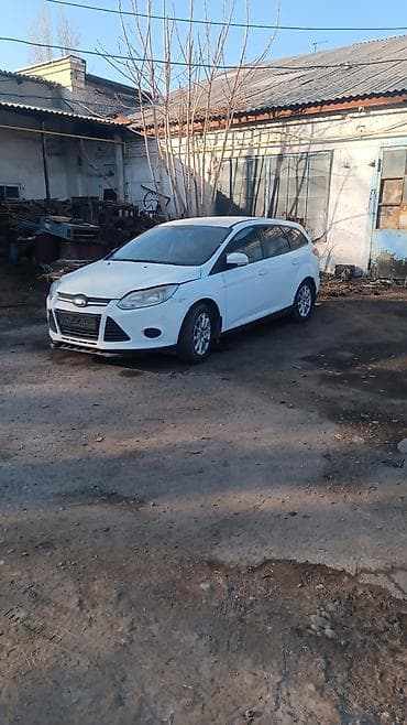 Аренда авто 900 бензин объем 1.4 механика 15мин срок 3-месяца