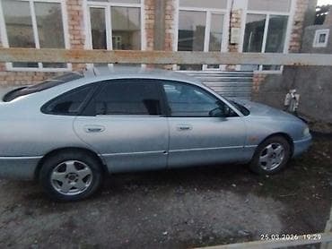 Mazda 626: 1993 г., 2 л, Механика, Лифтбек