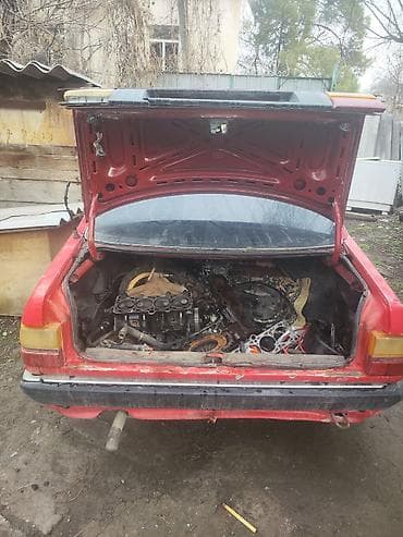 не пригодилось: Audi 100: 1988 г., 1.8 л, Ручные, Бензин, Седан — 6