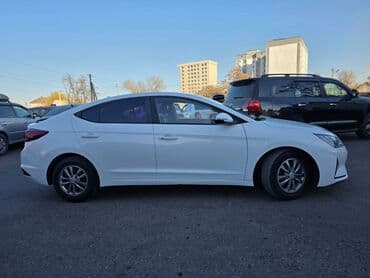 продаю или меняю с доплатой мне: Hyundai Avante: 2018 г., 1.6 л, Автомат, Газ, Седан — 11