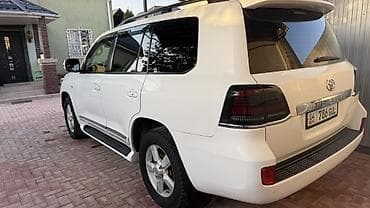 Унаа: Toyota Land Cruiser: 2009 г., 4.9 л, Автомат, Газ, Жол тандабас — 3