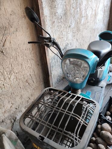 купить трехколесный электроскутер бу: Есть торг!! Голубой электрический скутер с корзиной спереди — удобный — 1