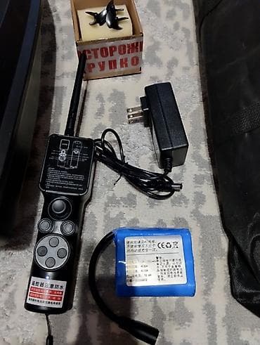 дрон фантом: Продаю прикормочный кораблик x3 (без gps), батарея 18000mah, пульт — 10