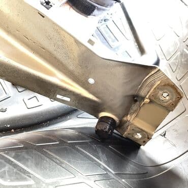 Кузовные детали: Экран крепления радиатора BMW, Б/у, Оригинал — 5