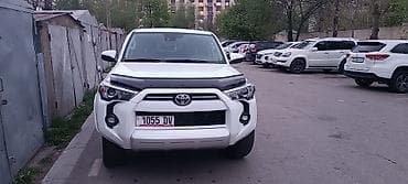 Toyota 4Runner: 2022 г., 4 л, Автомат, Бензин, Внедорожник