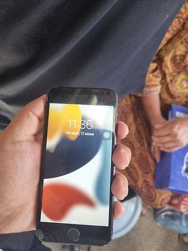 холодильник купить бу: IPhone 7, Черный — 3