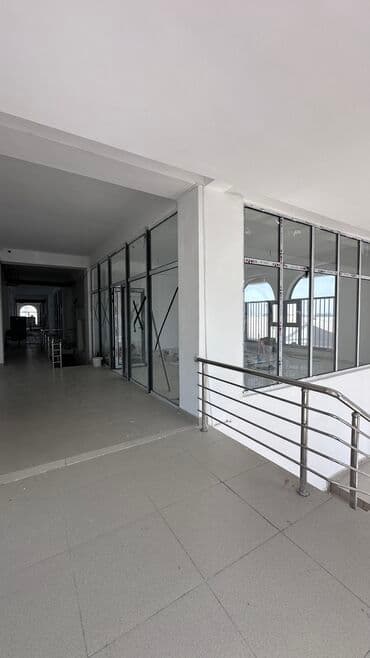 Сатылат помещение 1 бөлмөлүү, 37.74м², 1-кабатта 	•	Турак үй