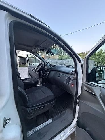 капот sprinter: Mercedes-Benz Vito: 2004 г., Автомат, Дизель, Минивэн — 10