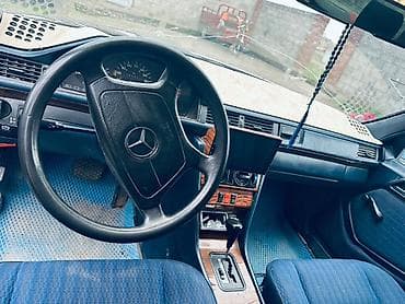 500 мерс: Mercedes-Benz W124: 1990 г., 2.3 л, Автомат, Бензин, Седан — 4
