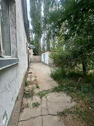 archa group: 🏡 **ПРОДАЁТСЯ УЧАСТОК С ДОМОМ — АН «АСМАН СИТИ»** 📍 Район — 3