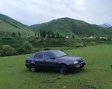 byd leopard 3: Volkswagen Vento: 1995 г., 1.8 л, Механика, Бензин, Седан — 1