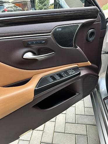 hongqi ehs9: Lexus ES: 2019 г., 2.5 л, Автомат, Гибрид, Седан — 7