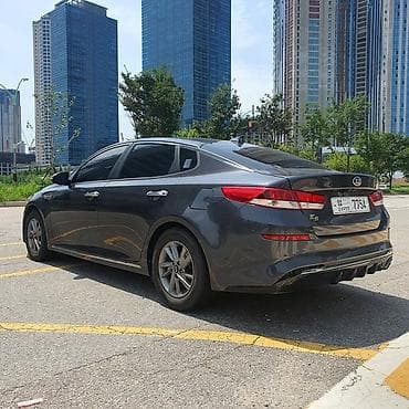 Продажа авто: Kia K5: 2019 г., Газ, Седан — 4