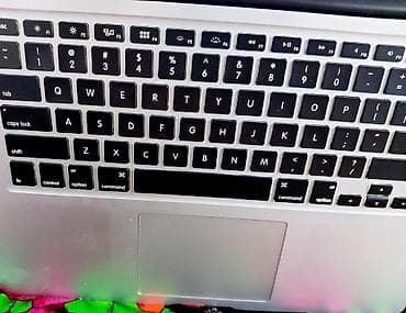 ipad pro m5: Ультрабук, Б/у, Intel Core i3, ОЗУ, RAM: 6 ГБ — 5