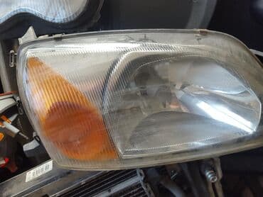 fort: Ford Mazda правая фара Ford Fiesta левая фара — 1