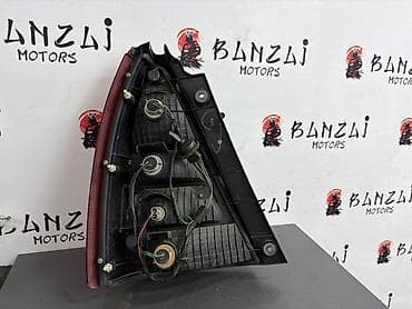 1zz: Задний правый стоп-сигнал Toyota 2004 г., Б/у, Оригинал, Япония — 3