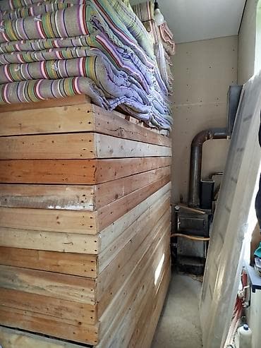 sofa bed: Деревянные кровати ручной сборки. - Материал: массив хвойных пород — 3