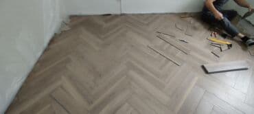 пол б у: Ложим ламинат,-300сом Кварц винил -450сом Линолеум -150сом Наливной — 4