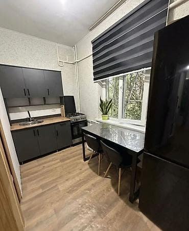 продаю комнату 5 мкр: 1 комната, 38 м², 105 серия, Евроремонт — 1